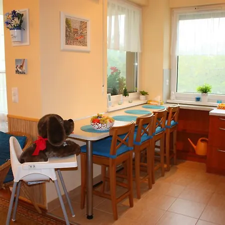 Nice Holiday Apartman *